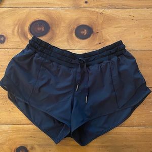Lululemon Original Hotty Hot Short  Black 2.5”